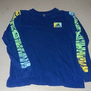 Kids Size Medium Adidas Long Sleeve Shirt with Blue and Striped Sleeves.